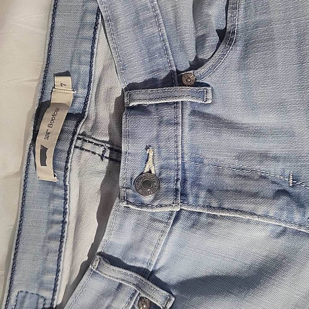 Levi's